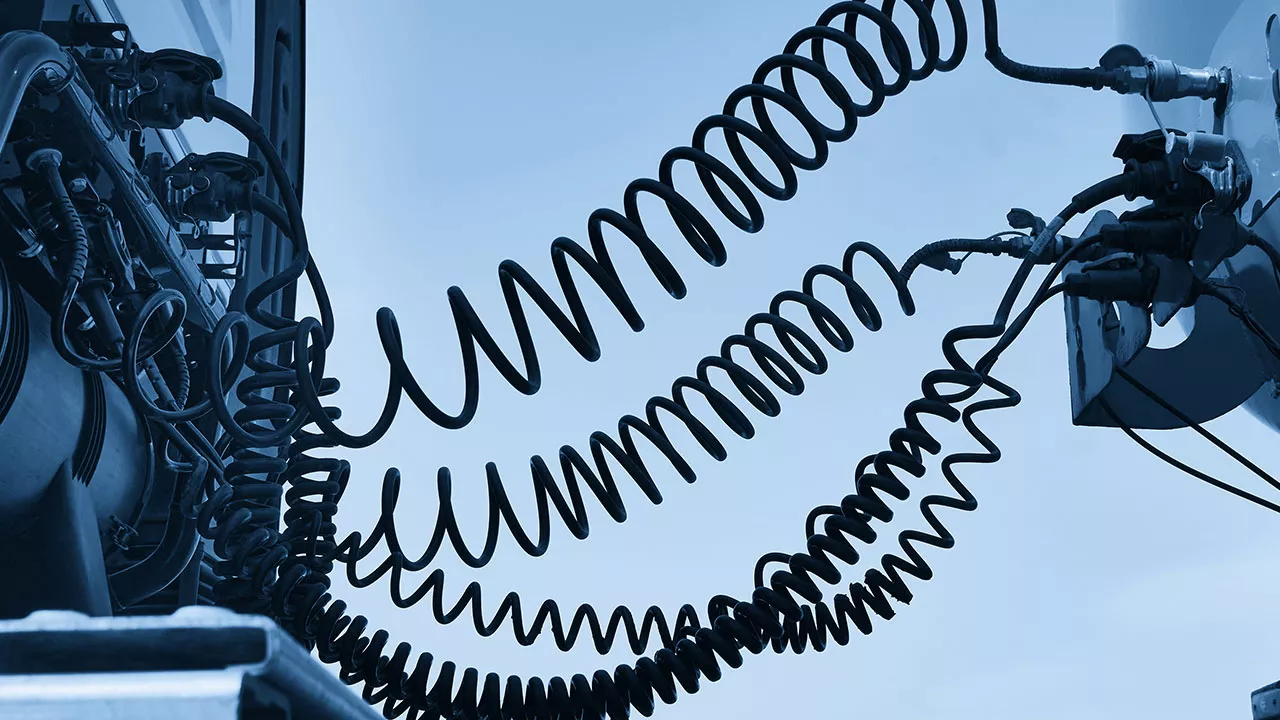 12 & 24V Steckverbindungen für Anhänger - LKW Kontaktkabel - Zugmaschine